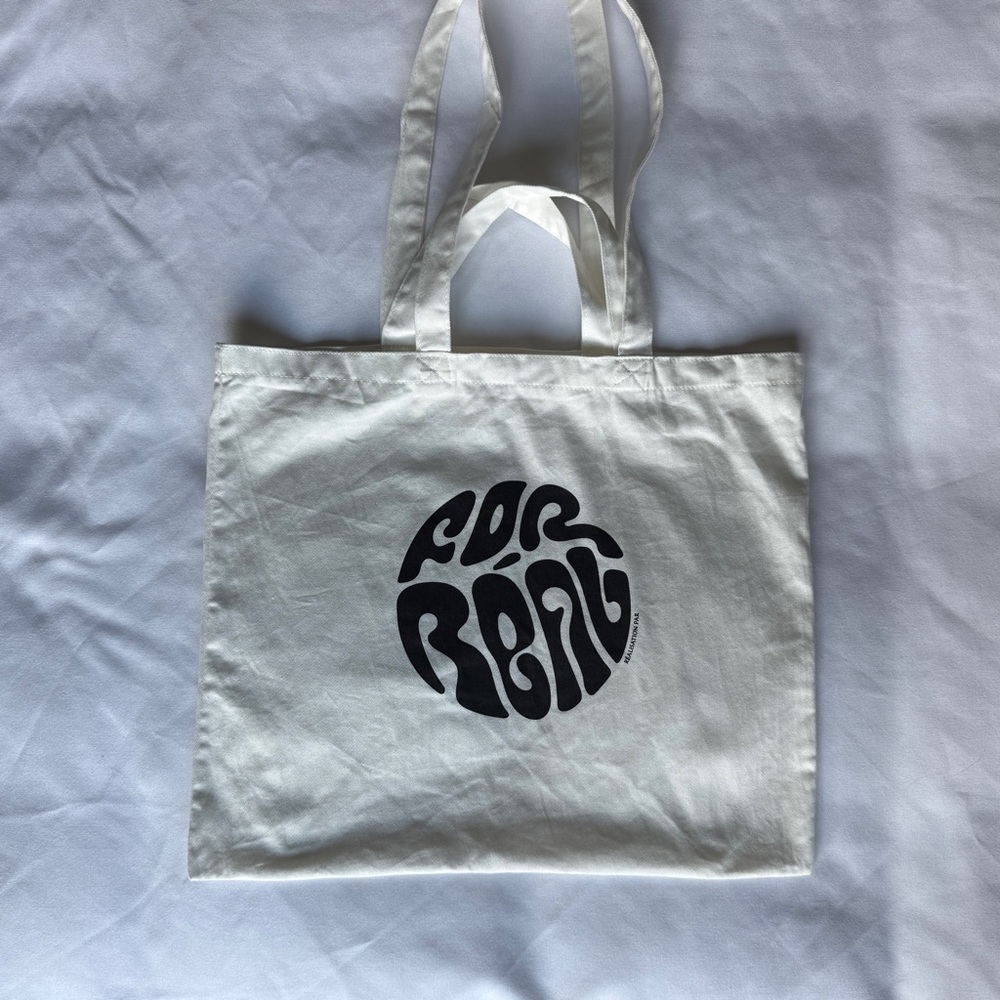 RÉALISATION Par tote bag
